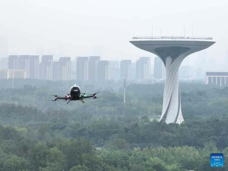 中国合肥发展低空经济，丰富消费场景