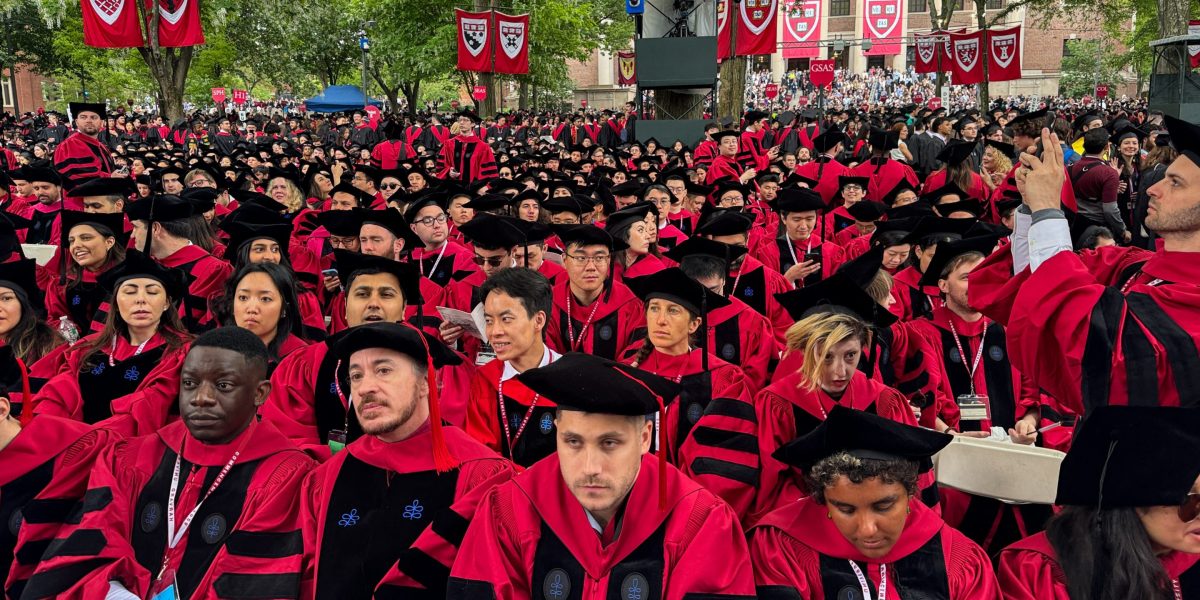 人工智能公司向新培养的博士投入大笔资金，引发了对学术“人才流失”的担忧