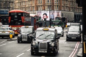 Uber 将于 2026 年在伦敦推出自动驾驶出租车