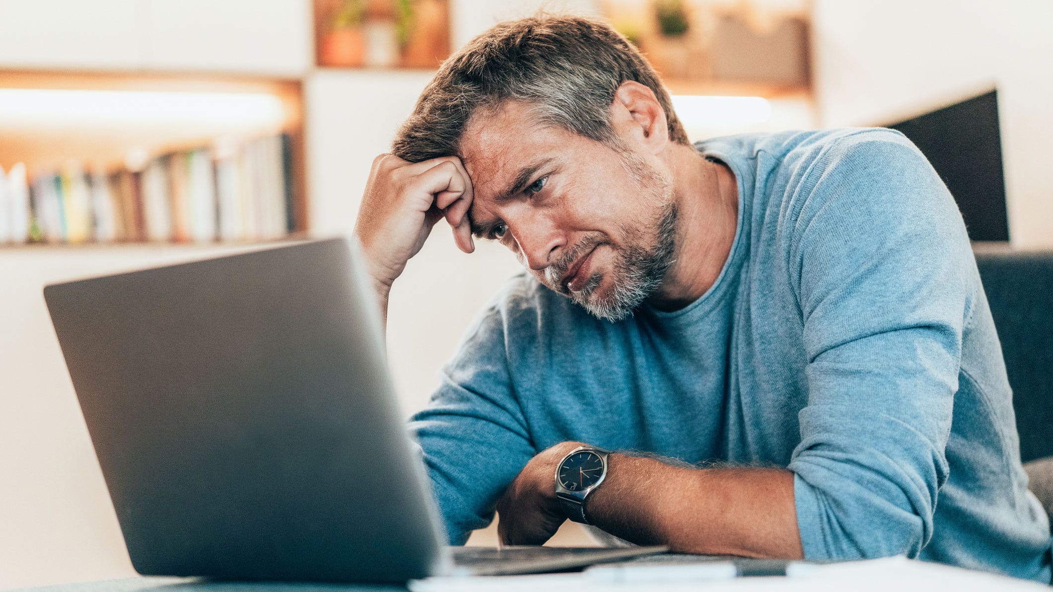 ChatGPT 可能会悄无声息地重新连接您的大脑，因为专家敦促谨慎长期使用