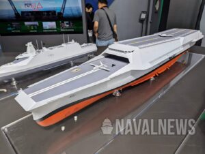 HD HHI 在 MADEX 2025 上展示未来无人机航母概念
