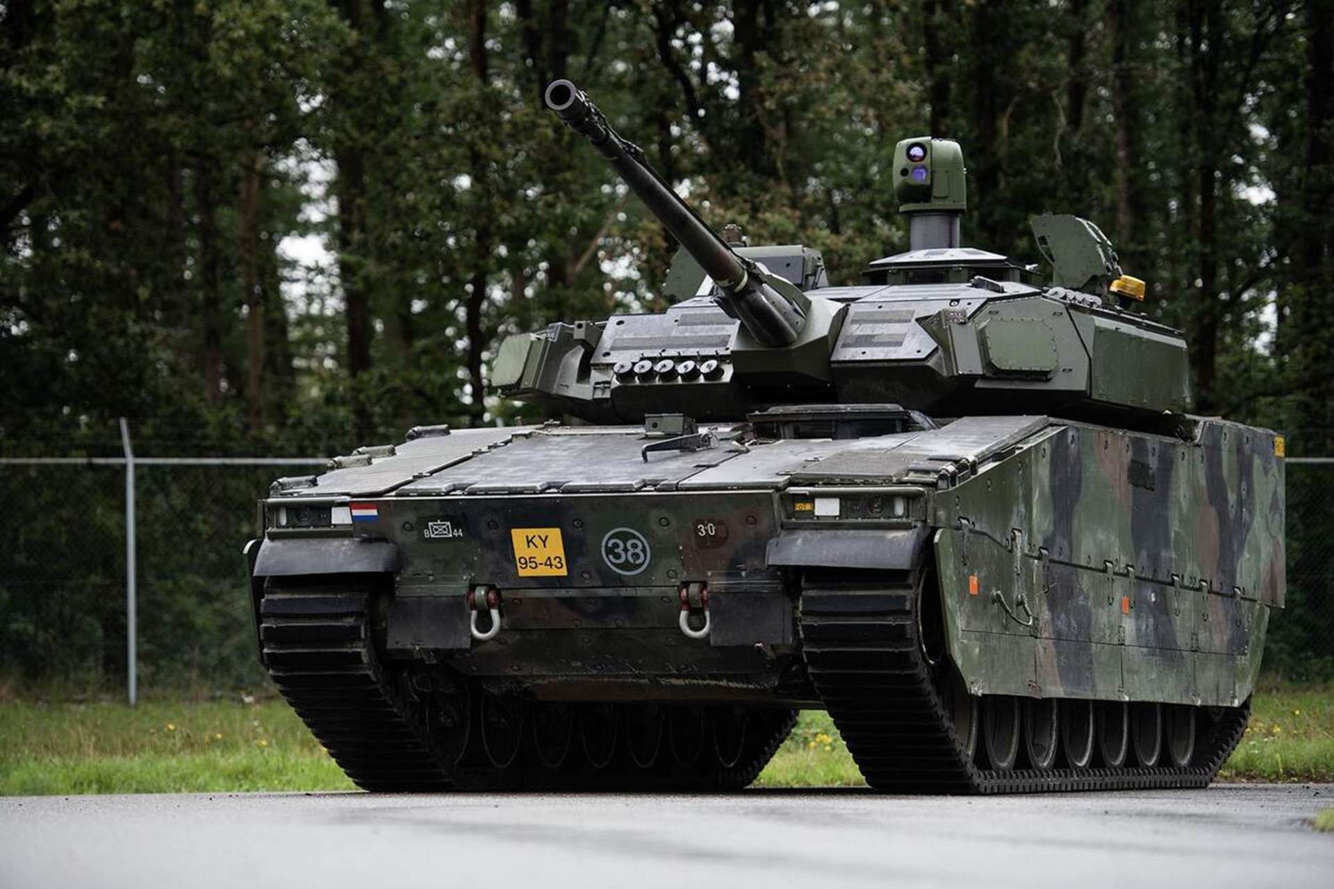 瑞典使用 CV9035 MkIIIC 步兵战车实现现代化，以增强火力和数字战