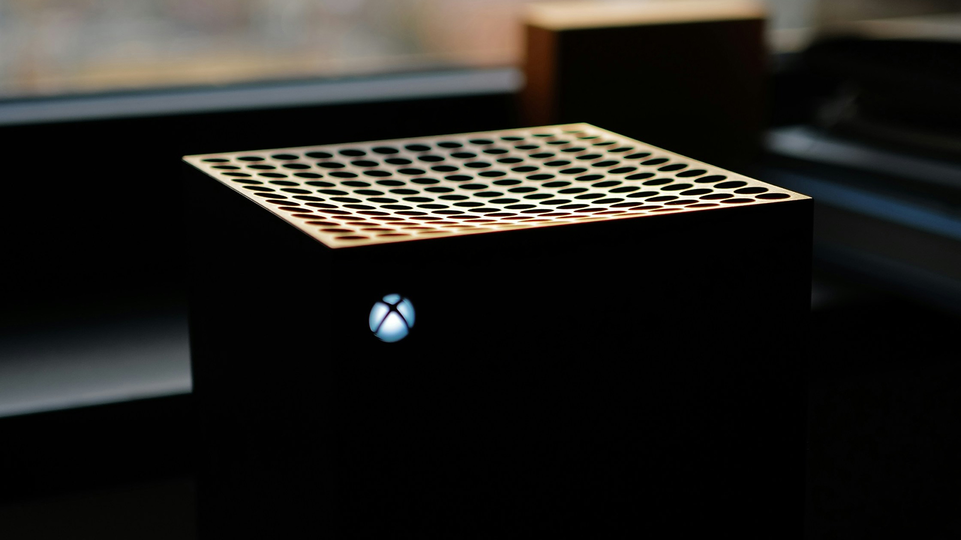我的 Xbox Series X 一直在积灰，在我的电视下面没有使用 – 我不认为这种情况很快就会改变
