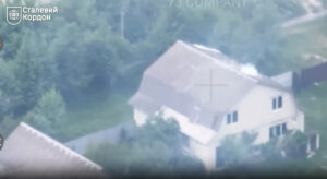 乌克兰揭露俄罗斯的最新伎俩 – 无人机在平民住宅中“筑巢”？
