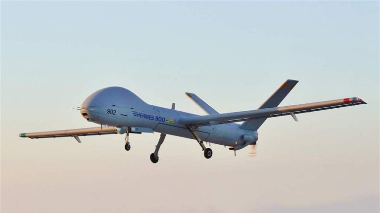 以色列无人机对黎巴嫩南部的 Ain Qana 进行空袭