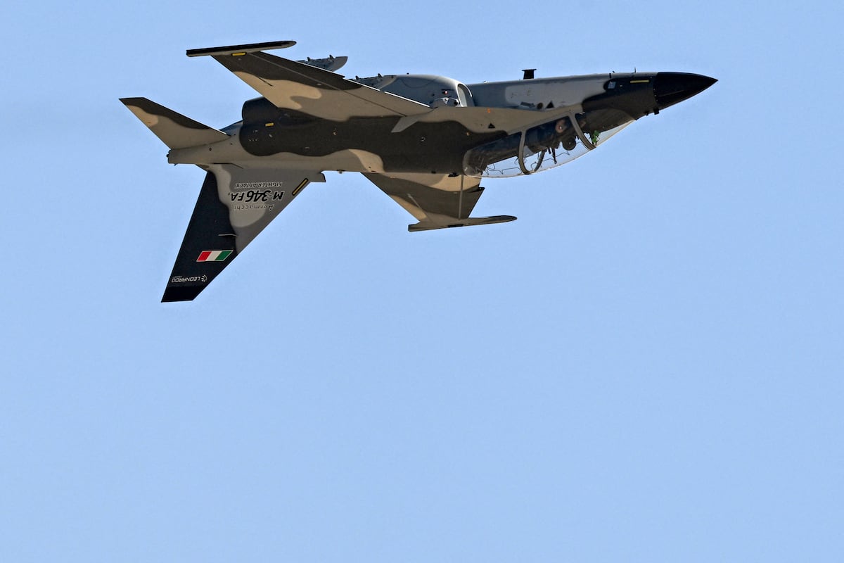 供应商排队填补日本 F-35 飞行员培训的空白