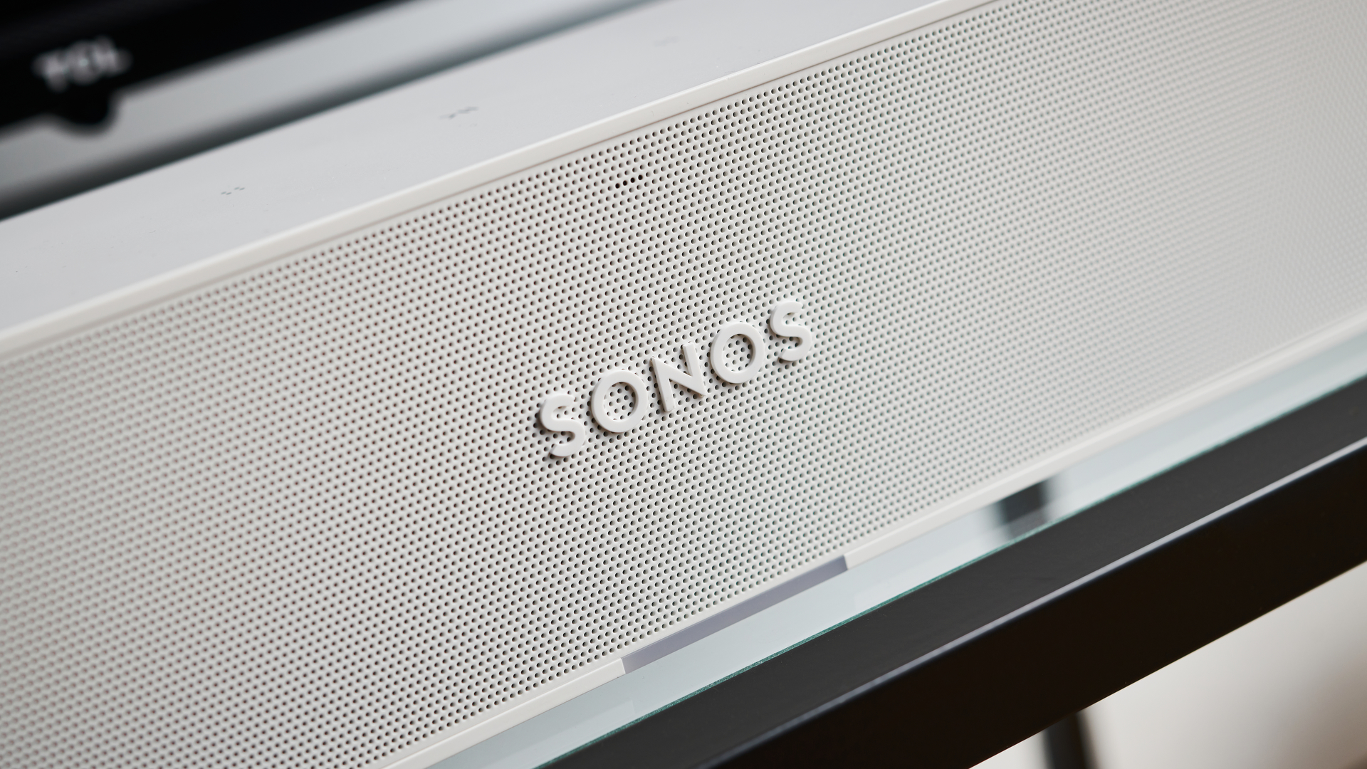 Sonos Ray 是廉价或旧电视的理想廉价条形音箱——它缺乏关键的现代功能实际上至关重要