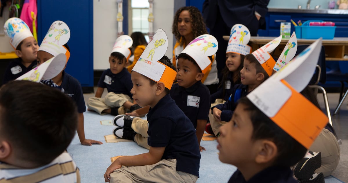 纽瓦克公立学校根据各州计划采用 AI 素养工具进行早期阅读评估