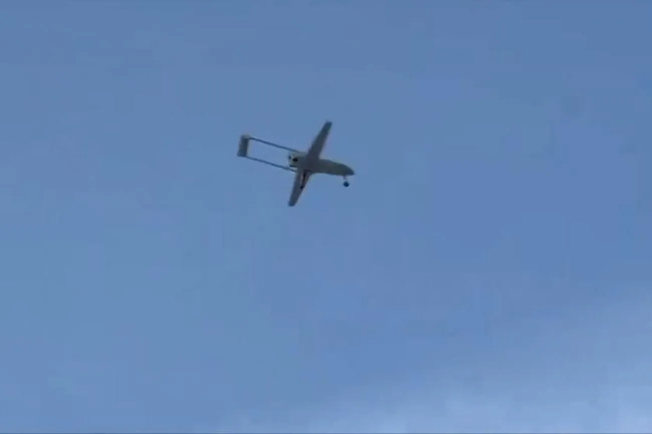 无人机袭击：防空系统正在喀山上空工作，俄罗斯另外两个地区已宣布构成威胁