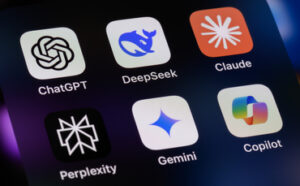 Gen AI 幻觉是“核心问题”，金融领域需要更多监督