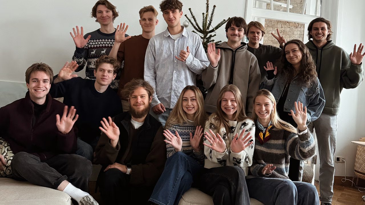 立陶宛 AI 初创公司 Sintra 获得 $17M 种子：通过 AI 助手为中小企业赋能