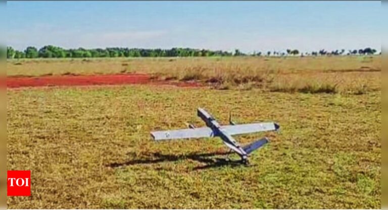 军队与德西私营公司达成价值295亿卢比的间谍无人机和游荡弹药的交易