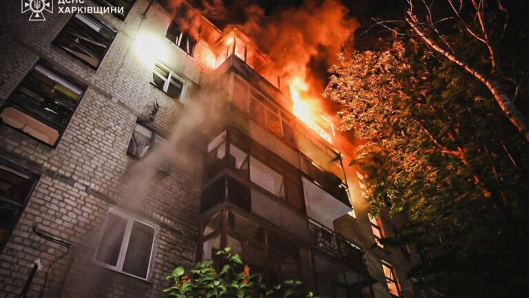 乌克兰造成两人死亡，数十人受伤，莫斯科军队继续连夜无人机猛攻