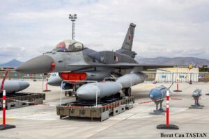 土耳其 F-16 战斗机使用本地制造的 EDPOD 电子战吊舱获得实时威胁检测