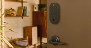 耶鲁大学的新 Google Home 智能锁来了——但由于关税，它的成本更高