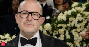 OpenAI 在法官对商标争议做出裁决后删除了对 Jony Ive 合作伙伴关系的提及