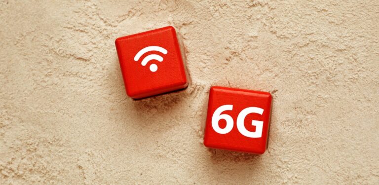 构建 6G 的 AI 原生未来：从 RF 智能到 GenAI 驱动的运营