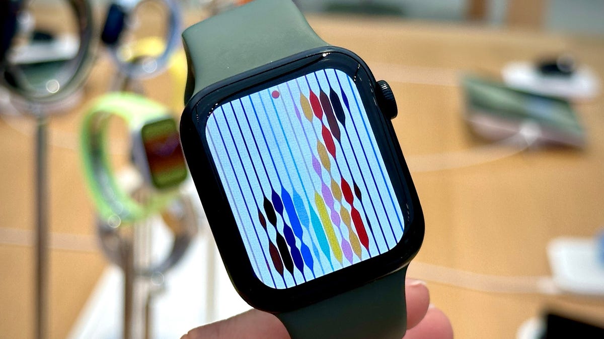 这款 Apple Watch 型号是我最喜欢的，我每天都在使用它 – 现在，它的折扣超过 30%
