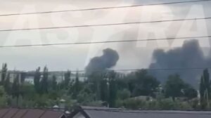 无人机袭击俄罗斯城市利佩茨克和叶列茨，那里有军事机场和电池厂 – 照片、视频