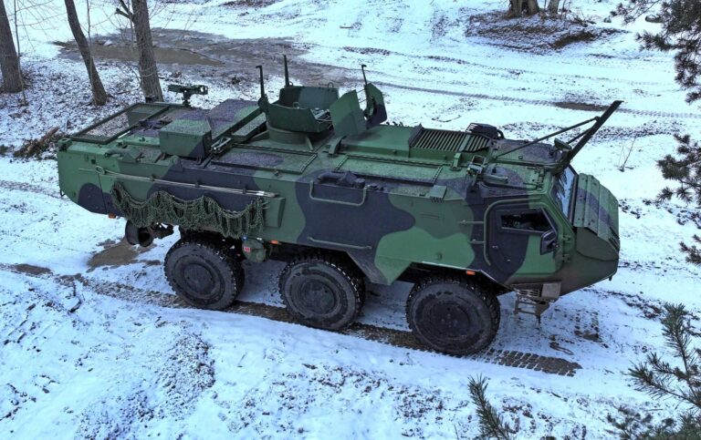 丹麦订购129辆芬兰Patria 6×6军车 支持欧洲联合行动