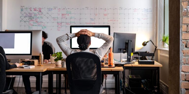 我是 Microsoft 的前人力资源副总裁。科技就业市场让人感觉黯淡，但这里有 3 个理由不要恐慌。