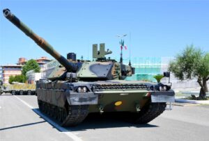 意大利陆军接收升级版Ariete C2坦克 装甲性能提升