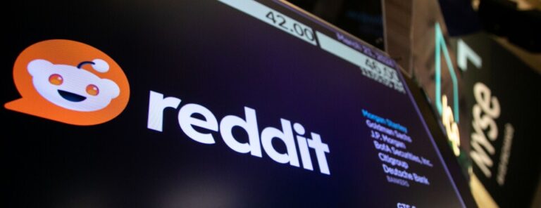 Reddit 股东起诉董事会和高管对 Google AI 的影响
