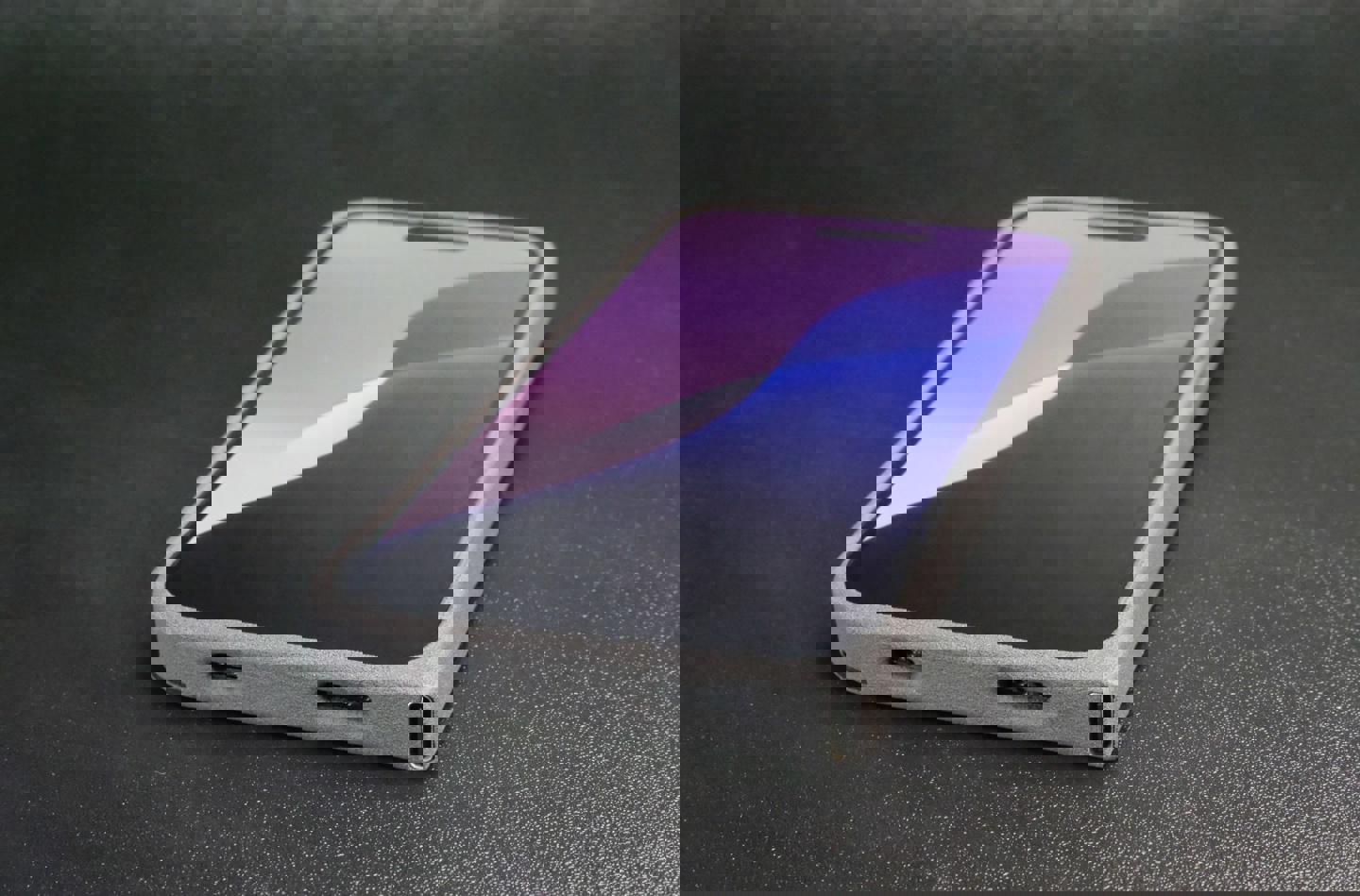 首款USB-C iPhone设计师推出兼容Lightning接口的C口保护壳