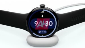Pixel Watch 4 可能会通过无线充电座充电