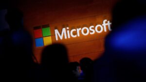 Microsoft 通过 AI 节省了数百万美元，并裁员了数千人 - 我们该何去何从？