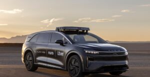 Uber 将向 Lucid 和 Nuro 投资数亿美元，完成大规模自动驾驶出租车交易