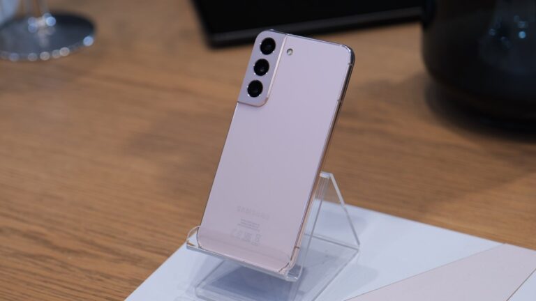 Galaxy S22 的 2025 年 6 月安全更新到达美国