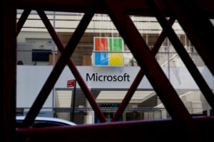 Microsoft SharePoint 零日攻击锁定在与中国有关的“台风”威胁组织