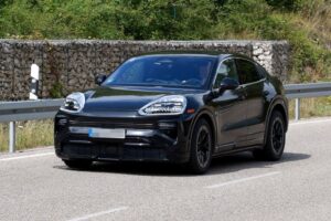 保时捷新款电动卡宴 Coupe 9月亮相 路测图曝光