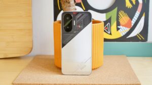 Poco F7 对 OnePlus Nord 5 和 Nothing Phone 3 构成了真正的问题