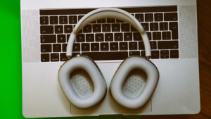 针对 Apple 的 AirPods Max 耳机诉讼是什么？