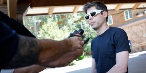 山姆·奥特曼 （Sam Altman） 来到太阳谷 （Sun Valley） 提出了一些关于扎克伯格、马斯克和特朗普的紧迫问题