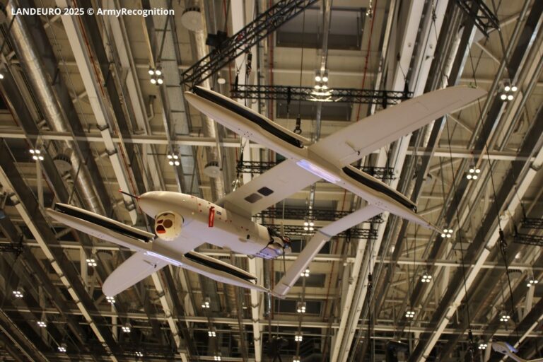 LANDEURO 2025：企鹅C VTOL无人机展现耐力与垂直灵活性