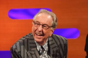 喜剧演员埃里克·艾德勒 （Eric Idle） 表示，表演者“应该保护自己”免受 AI 假货的侵害