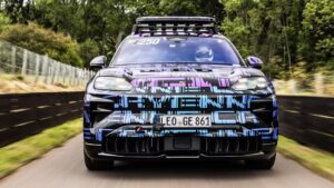 保时捷纯电卡宴明年登场：V8声浪、986马力、续航563公里