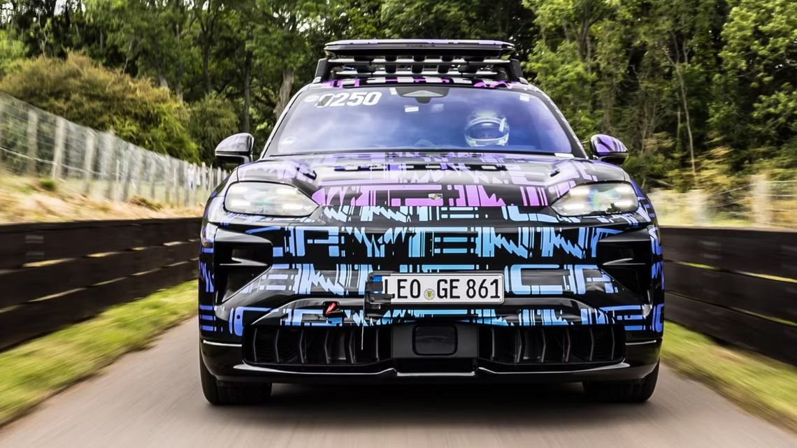 保时捷纯电卡宴明年登场：V8声浪、986马力、续航563公里