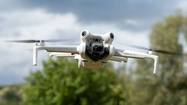 DJI Mini Four 刚刚获得了最有价值的无人机称号，这要归功于 More Fly Combo 的亚马逊 Prime 会员日优惠