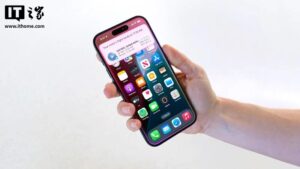 中国移动互联网月活用户创新高，人均日上网近8小时，AIGC时长激增393.9%