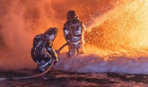 哈尔科夫地区夜间袭击：“Shaheds”摧毁了楚胡耶夫的一家工业企业