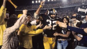 谁是宾夕法尼亚州立大学有史以来最好的 NFL 球员？我们问，AI 回答