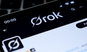 马斯克暗示 AI 聊天机器人 Grok 的儿童友好版