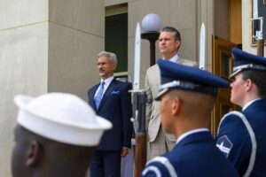 美国和印度将签署新的国防框架（Defense Framework - 推进武器销售和军事联系）