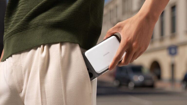 Anker 刚刚发布了 3 款新的 Nano 移动电源和充电器