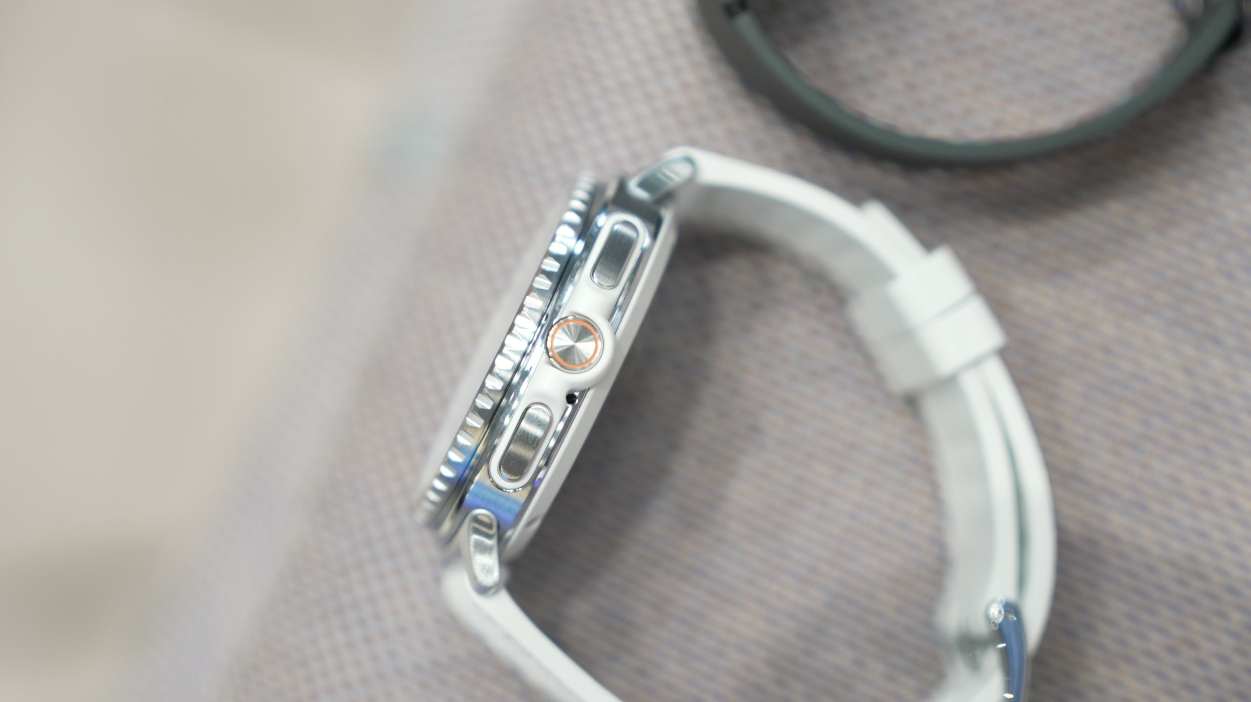你真的可以在 Galaxy Watch 8 上玩游戏吗？真相是这样的