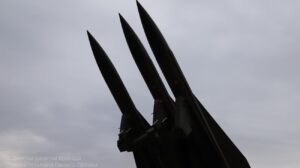 乌克兰防空系统在一夜之间击落了164架俄罗斯Shahed无人机和14枚导弹，据报道